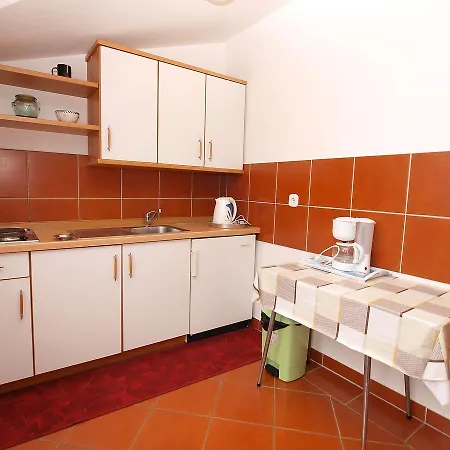 Apartment Tera 297 *
